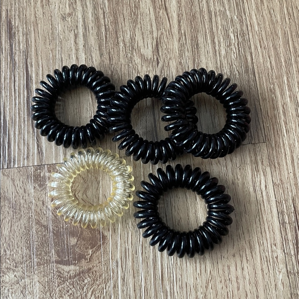 Black and Clear Spiral Hair Ties NEW